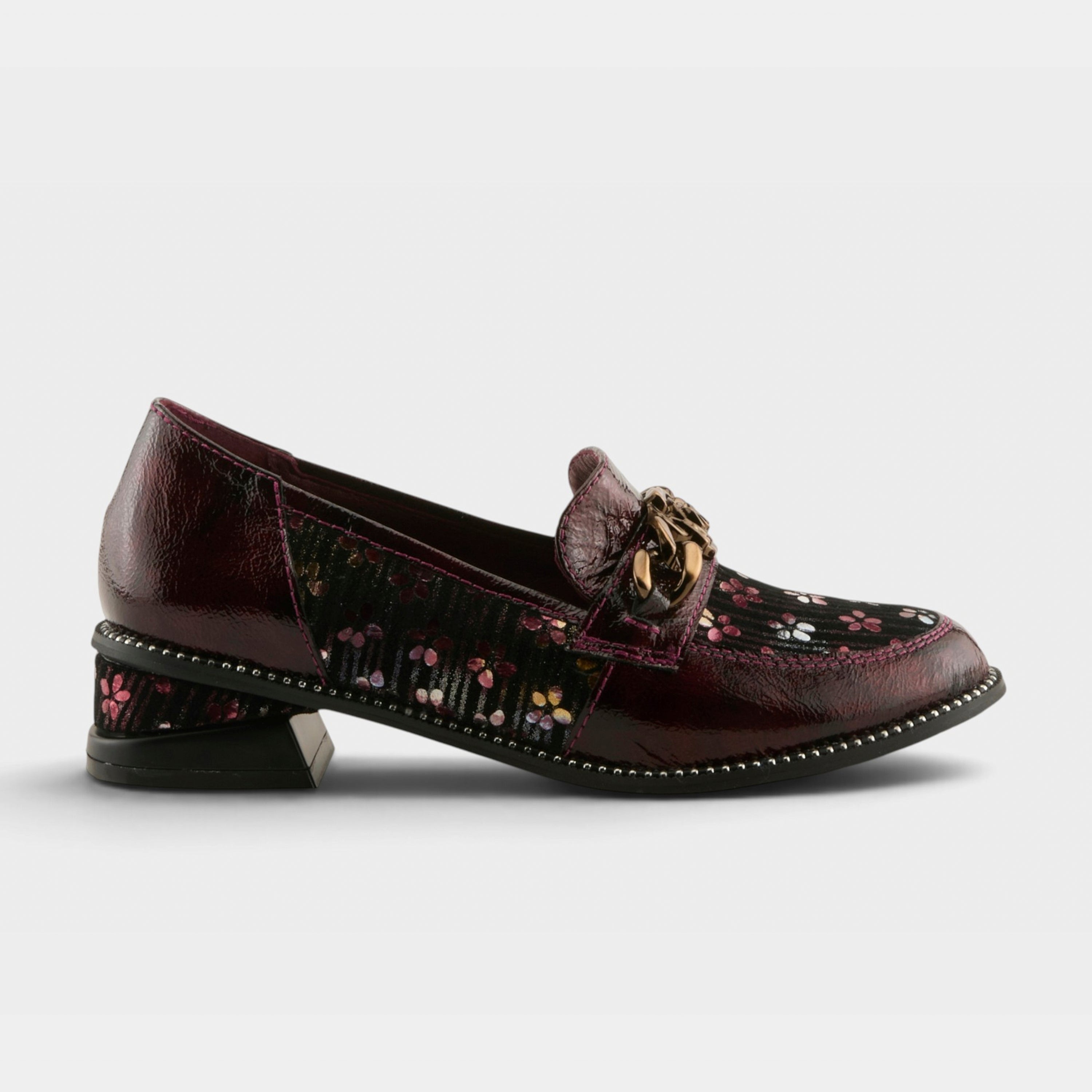 L'Artiste Shinyshoes shoes in Bordeaux Patent, hero view
