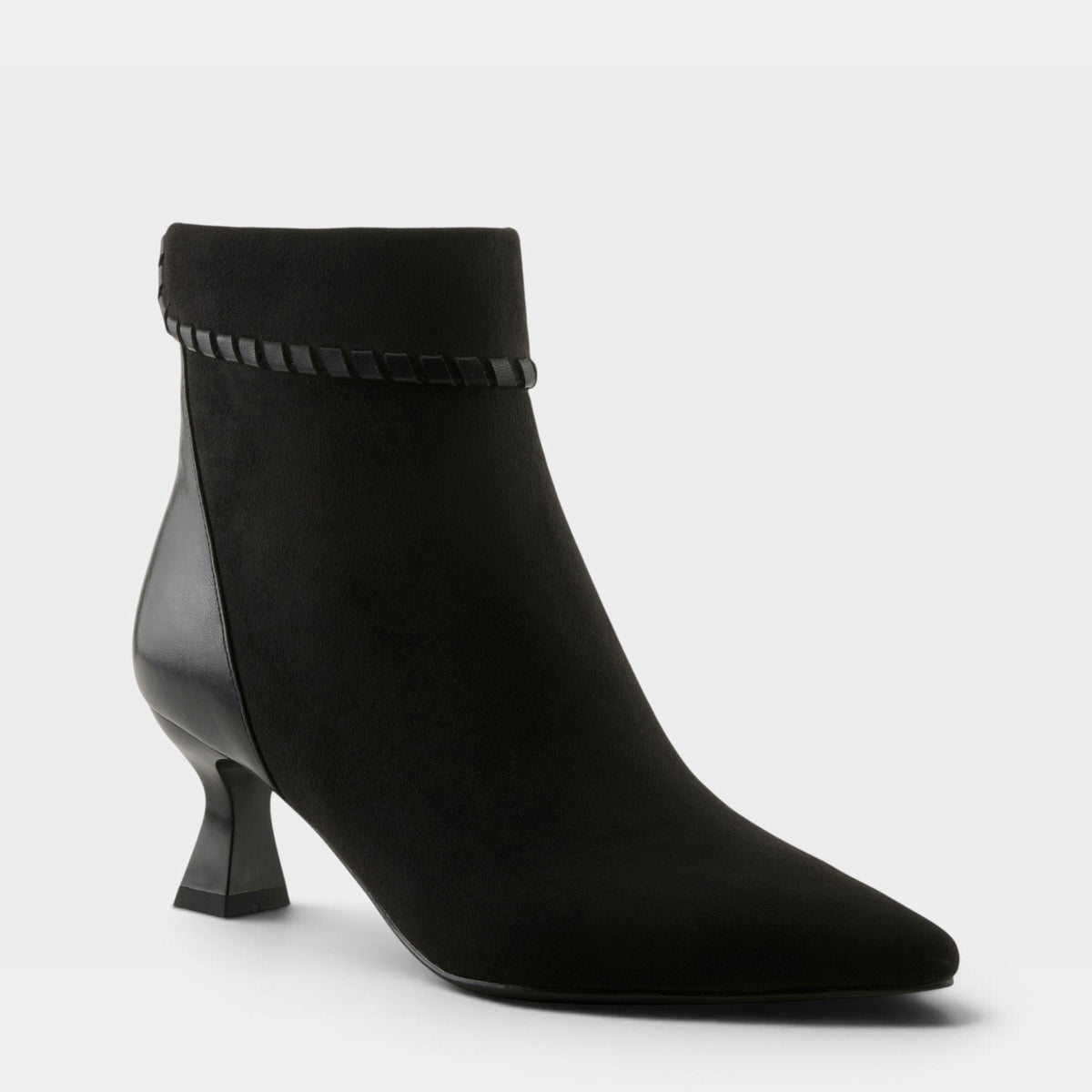 Azura – Sidesaddle – Black – Boot