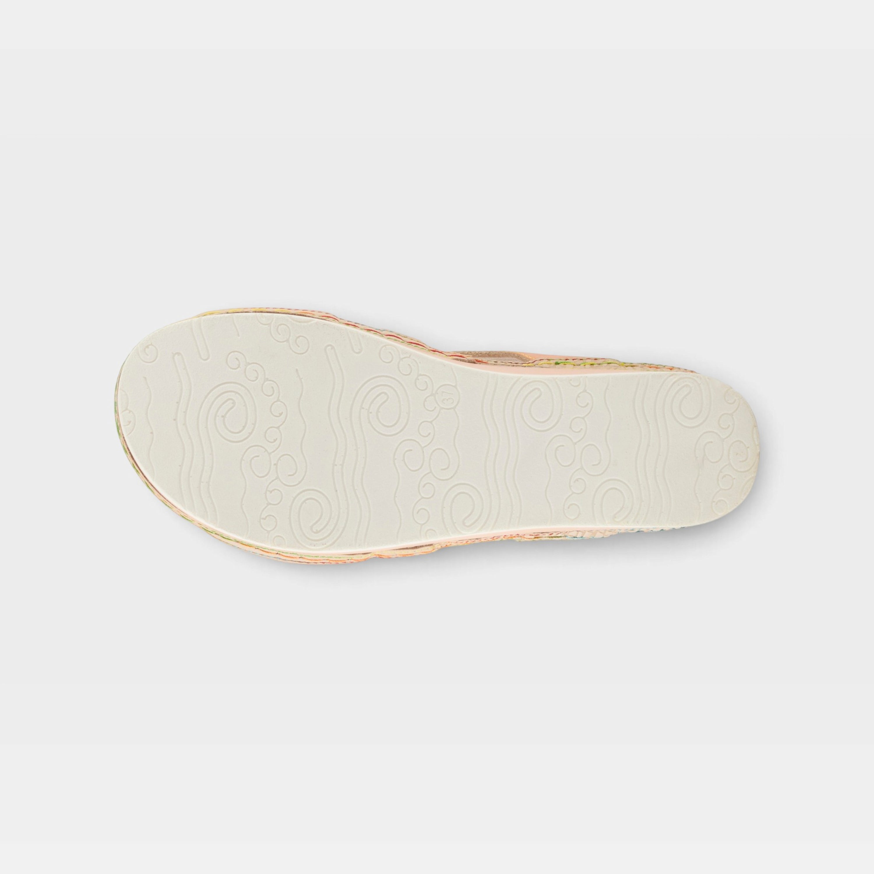 L'Artiste Sumacah sandal in Beige Multi, outsole view