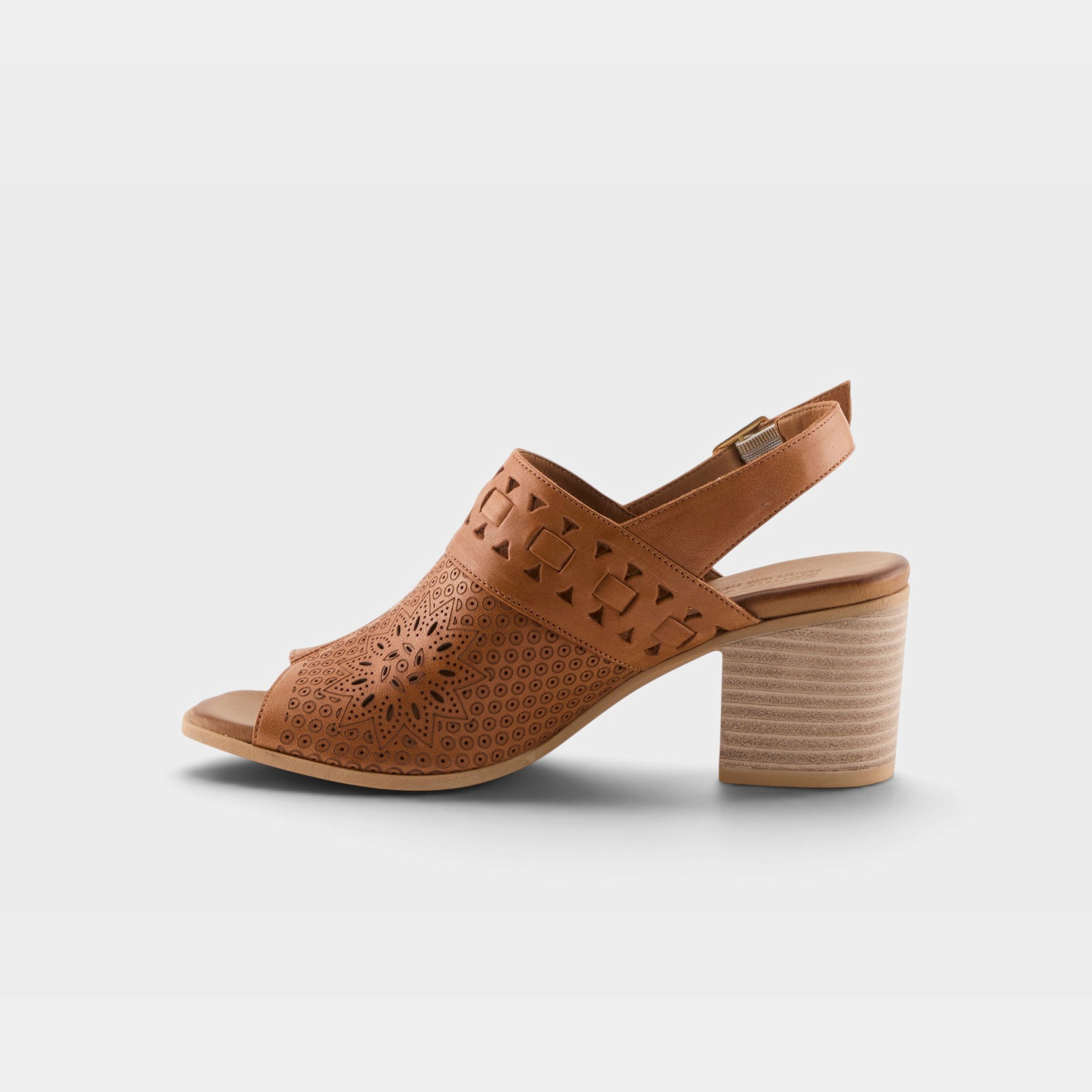 Spring Step Sunela Camel Sandal