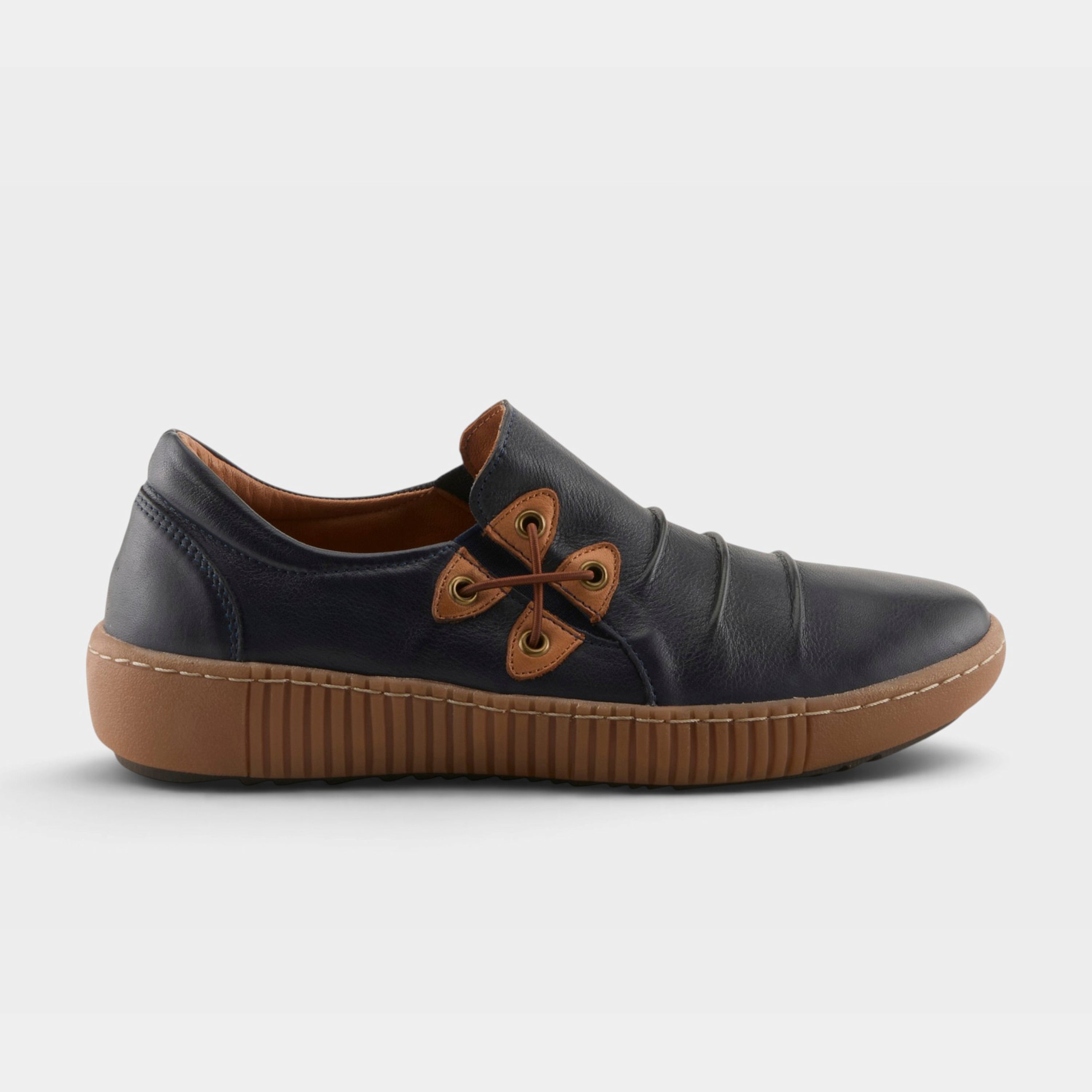 Spring Step Tavi Navy Shoe