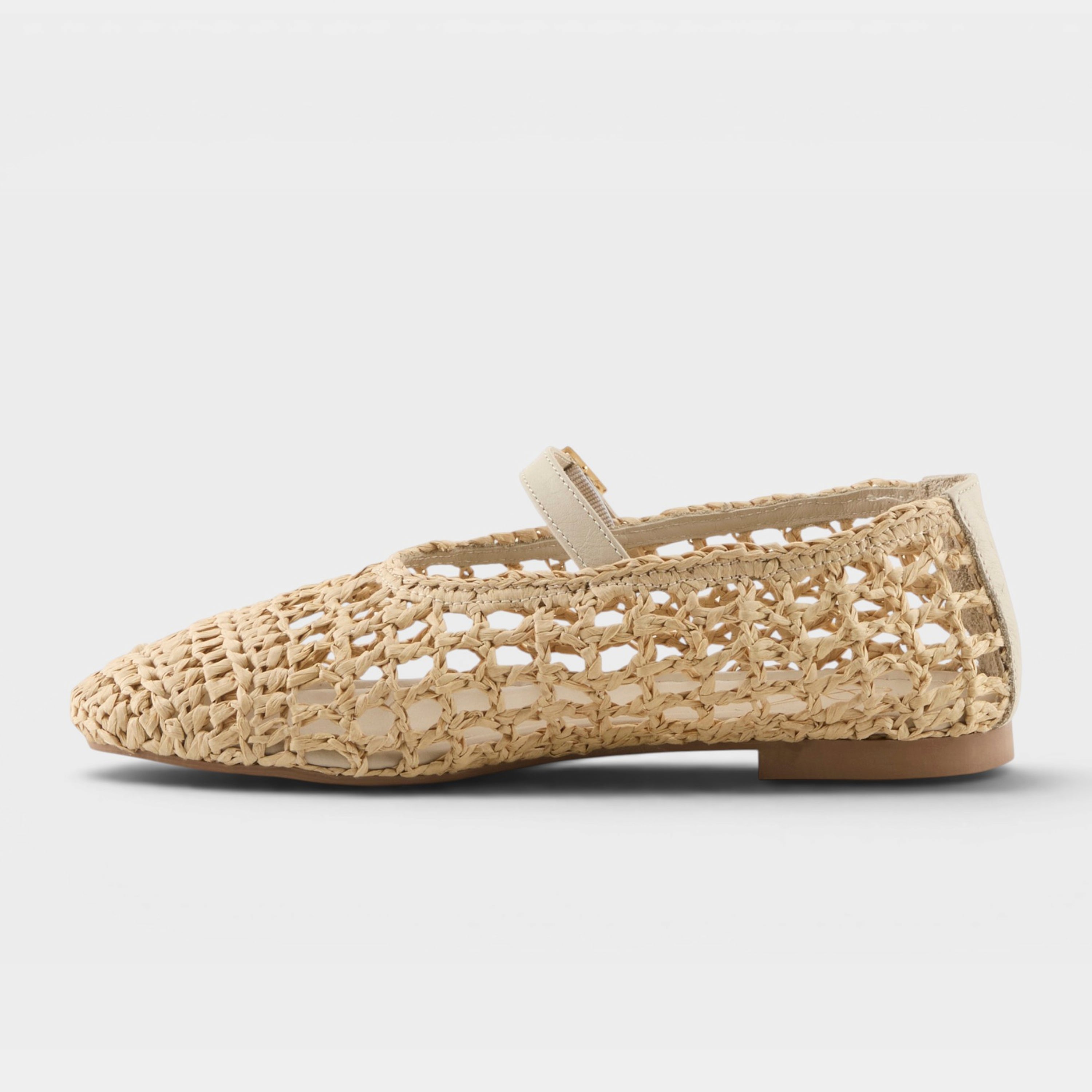 Azura Thevineyard Beige Shoe