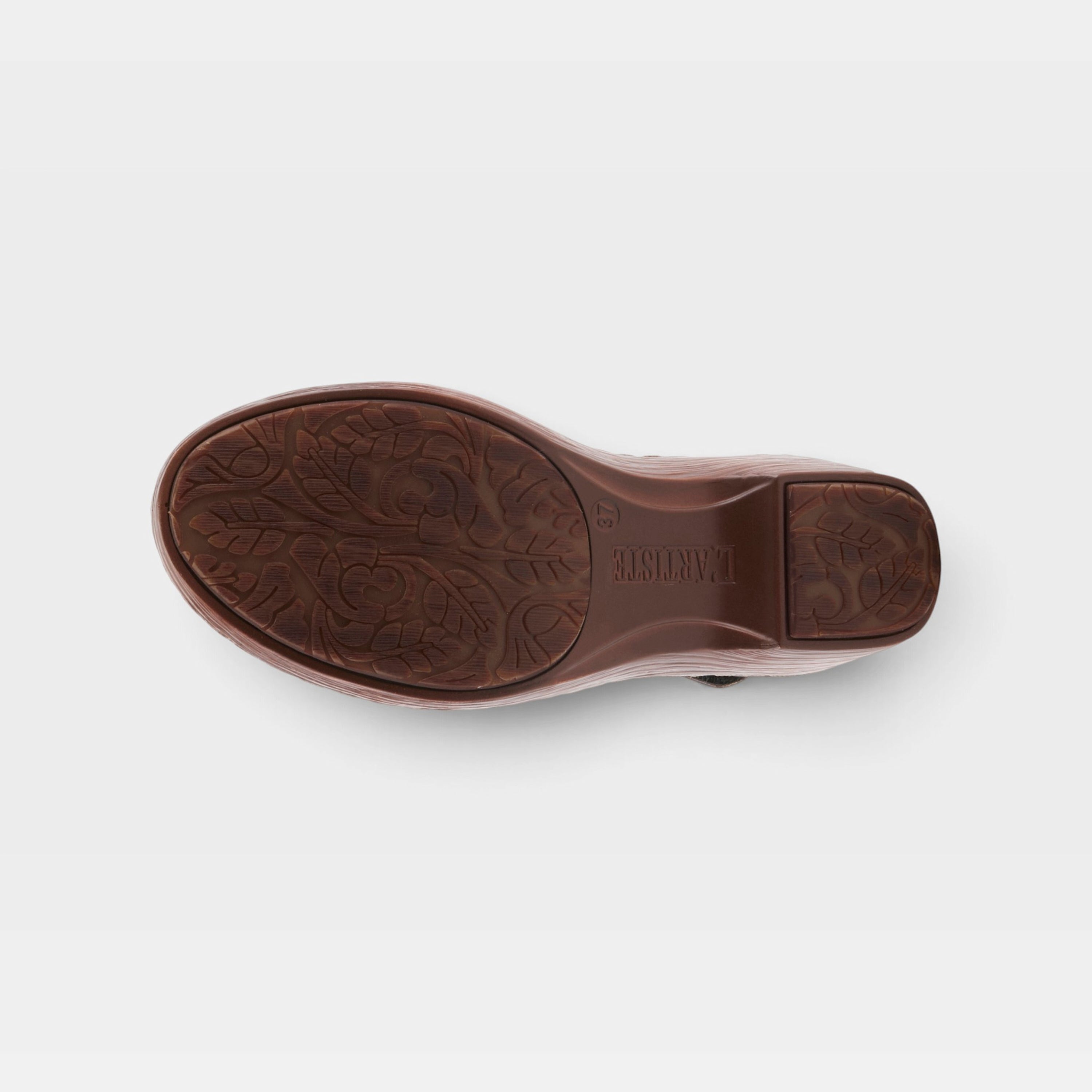 L'Artiste Veesome shoes in Black Multi, outsole view