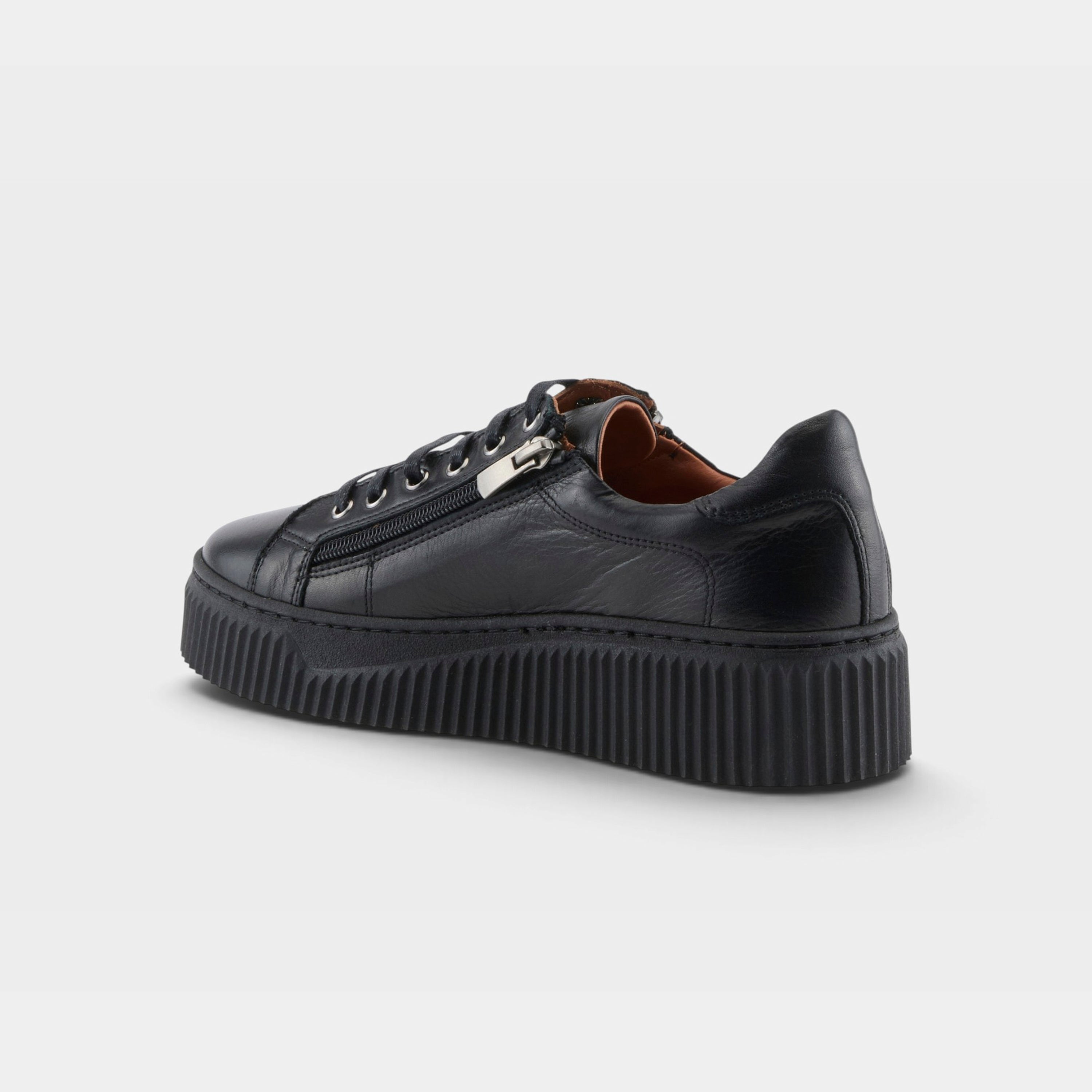 Spring Step Vibe Black Sneaker