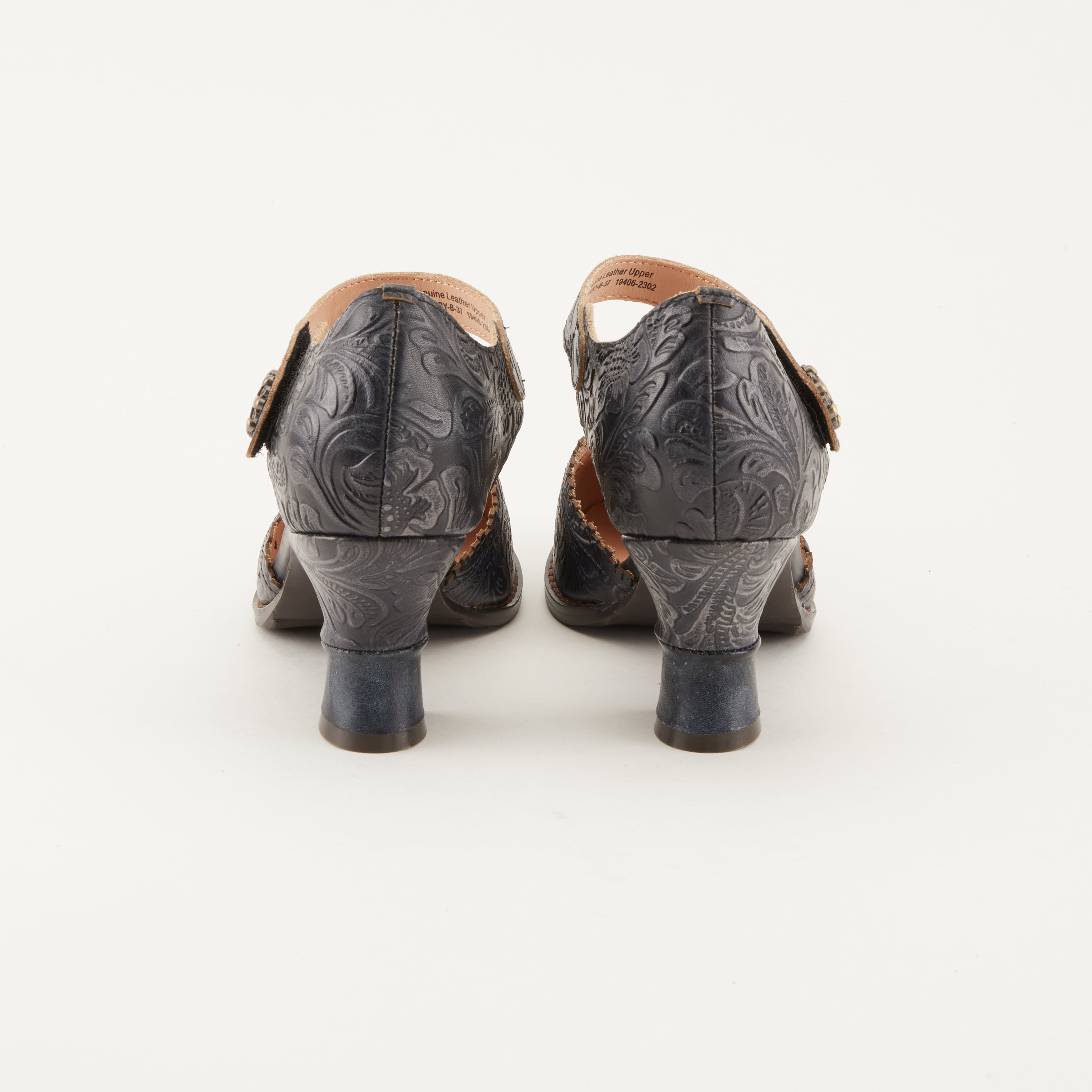 L'artiste Visionary Ankle Strap Shoe – Spring Step Shoes