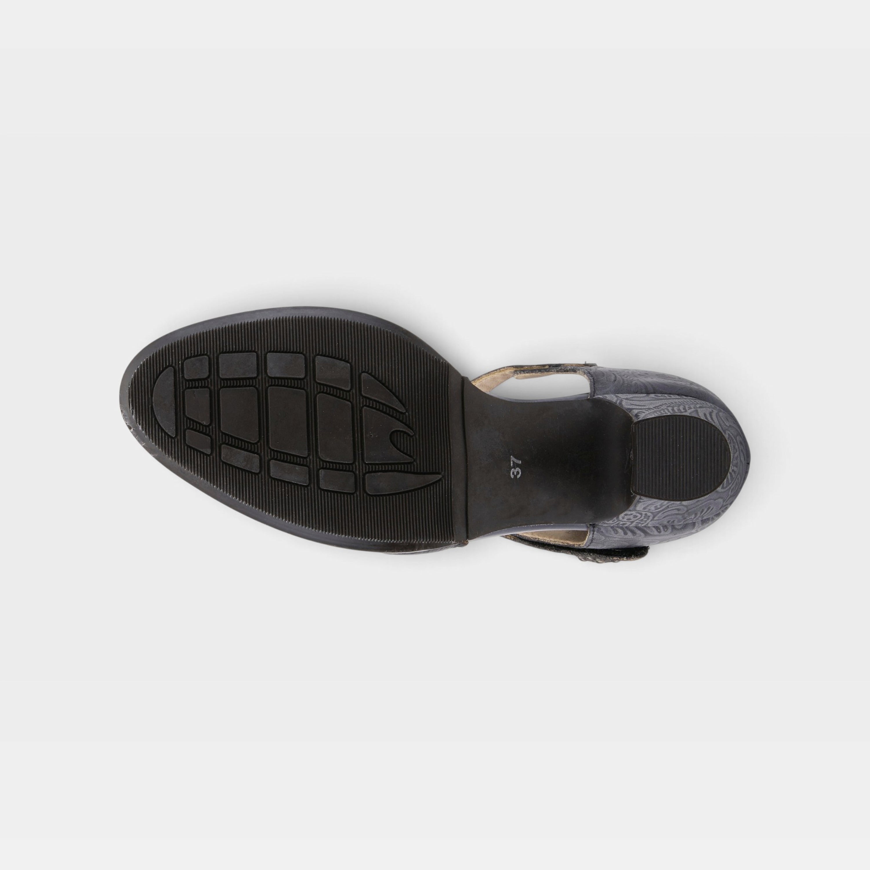 L'Artiste Visionary ankle strap shoes in Black, outsole view