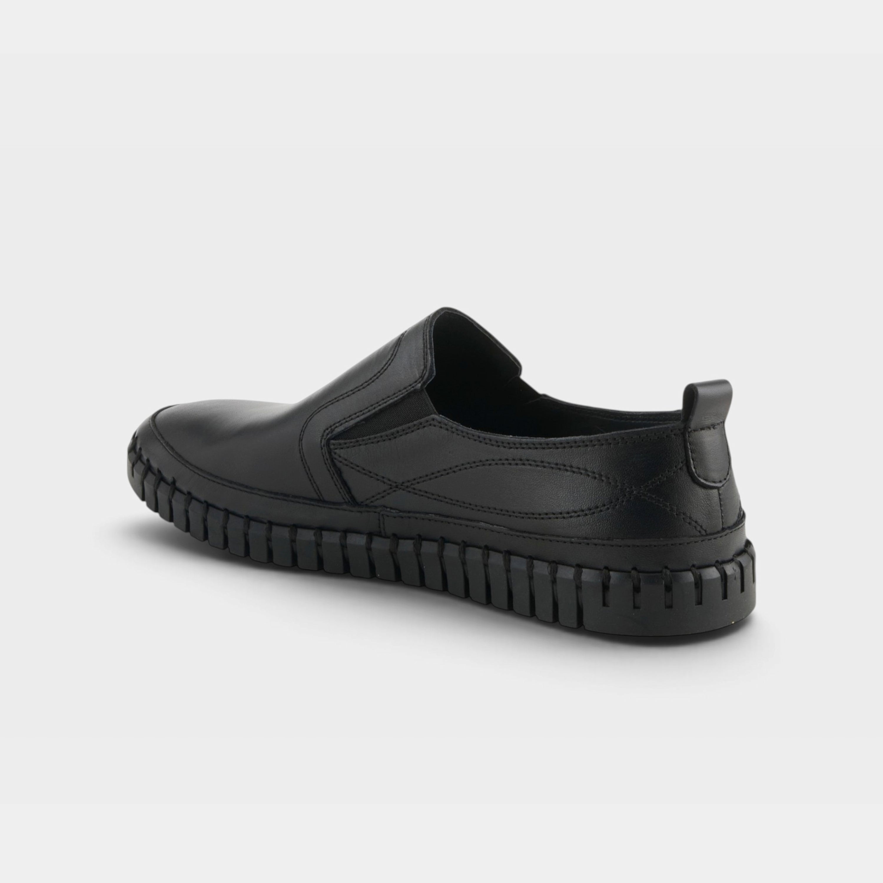 Spring Step Men Whip Black Shoe