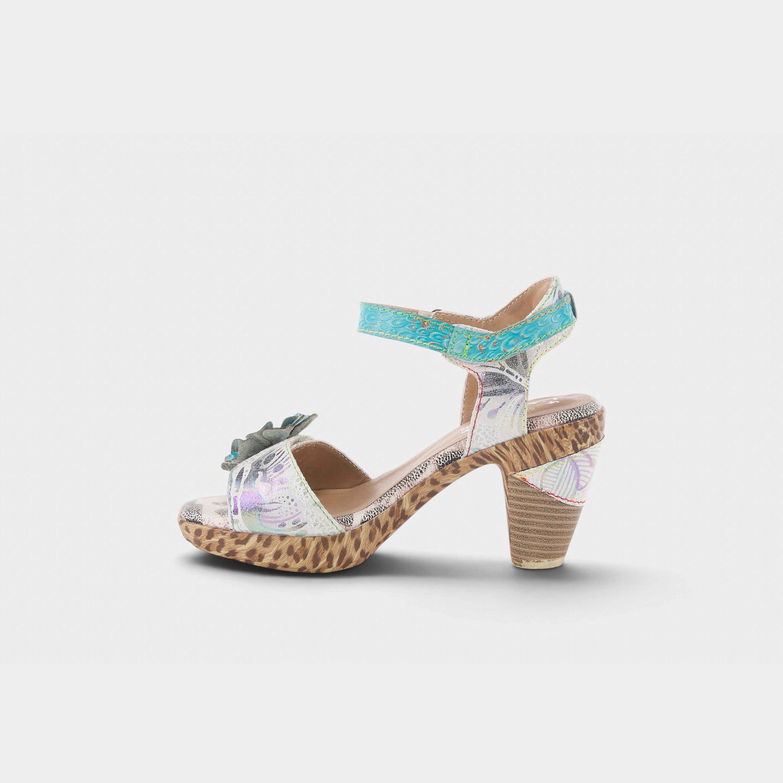 L'artiste Wildcat Quarter Strap Sandals – Spring Step Shoes