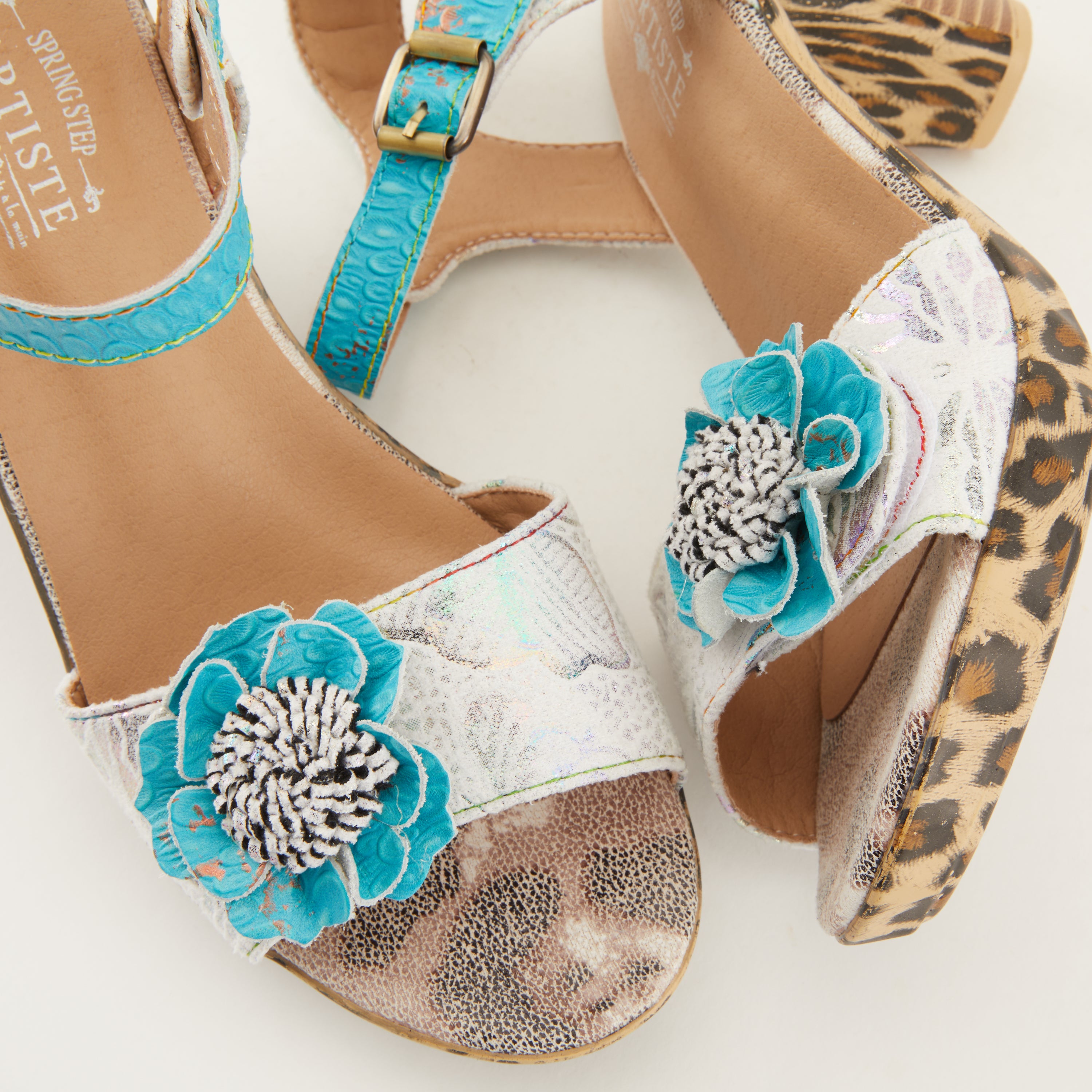 L'Artiste L'ARTISTE WILDCAT SANDALS sandal in ice multi with handcrafted leather design