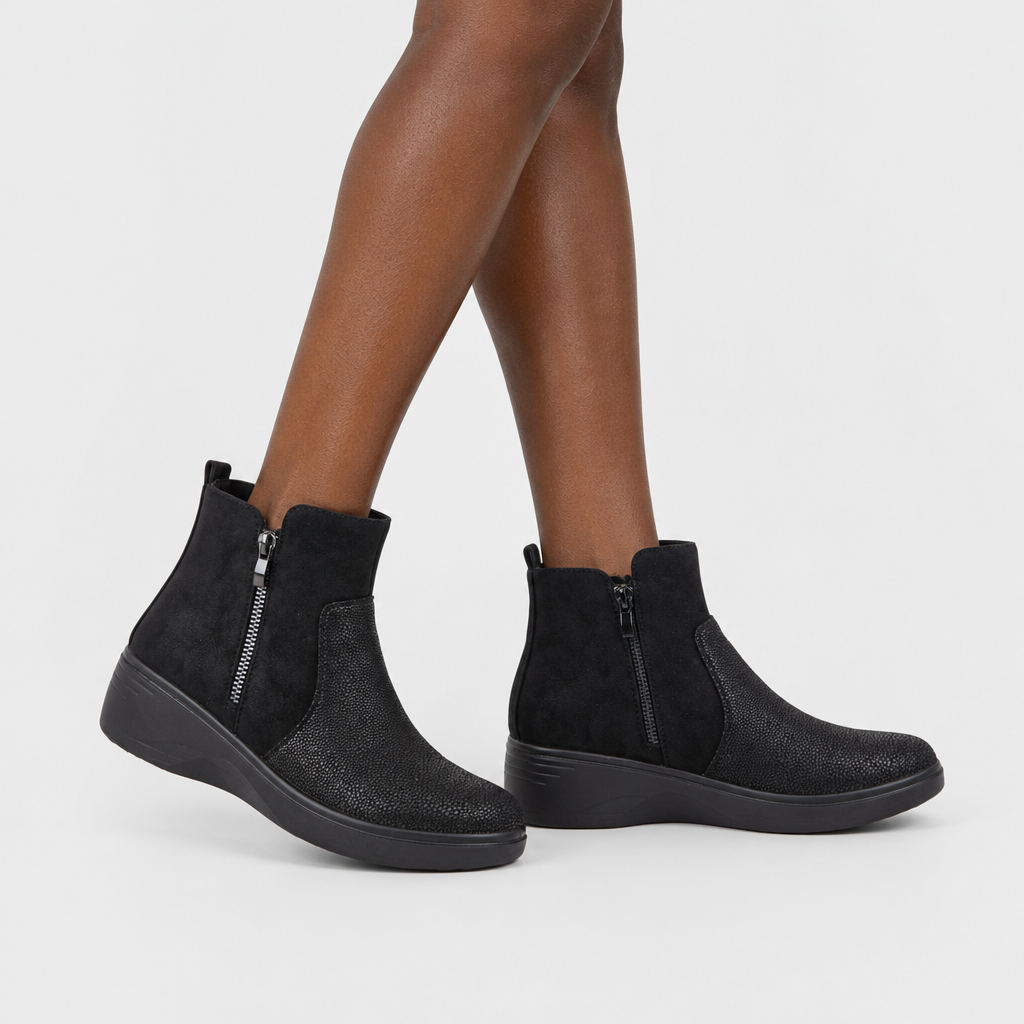 Flexus – Yancey – Black – Boot - on-foot view