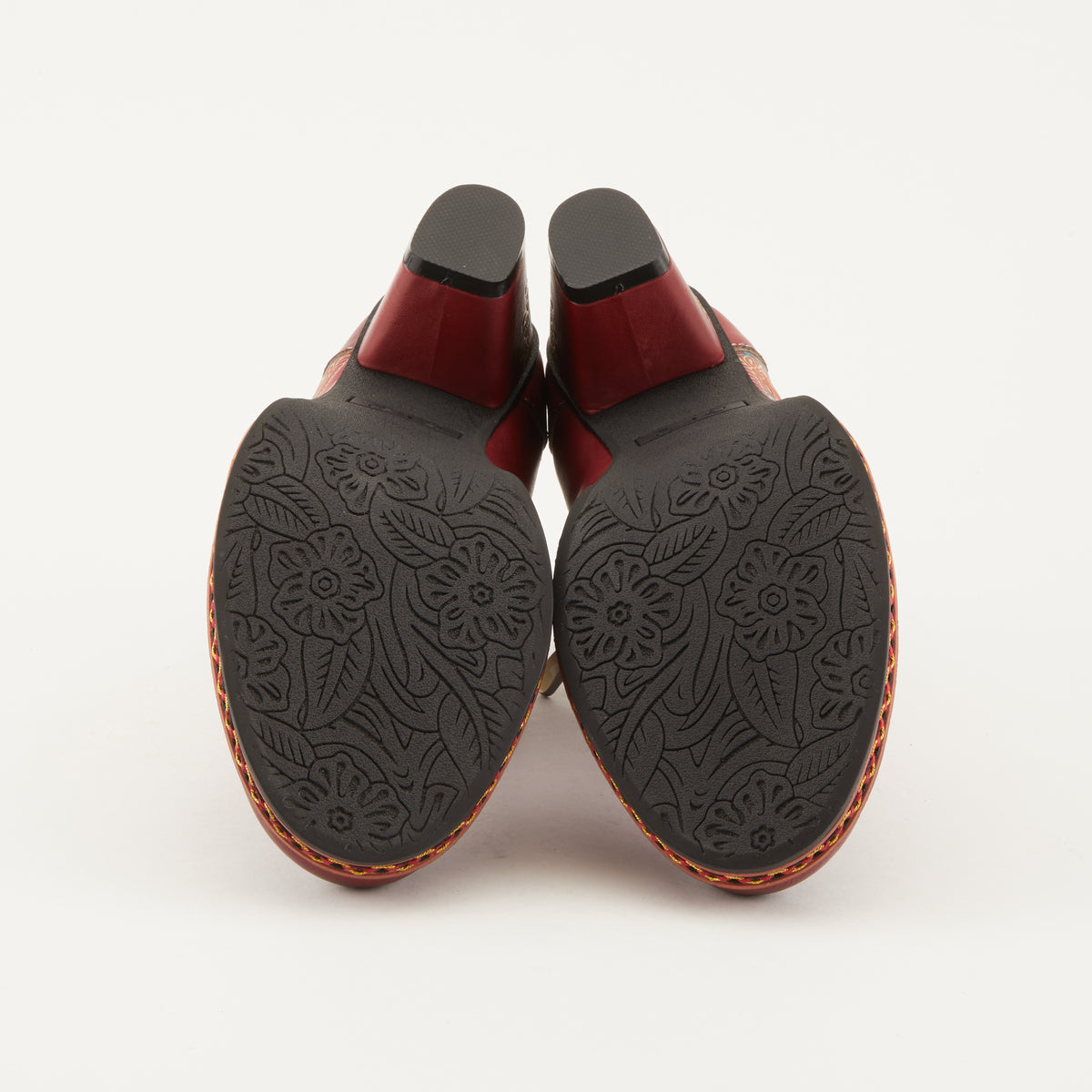 L'Artiste L'ARTISTE ZAMI SHOES shoe in red with handcrafted leather design