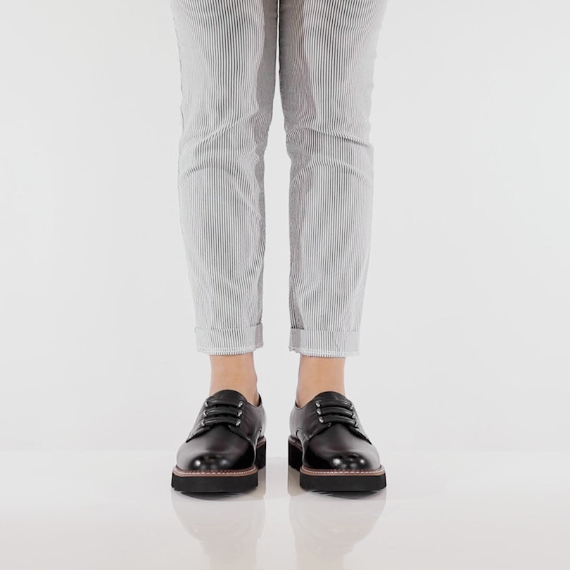 Patrizia Hazelina Lace-up Oxford Shoes – Spring Step Shoes