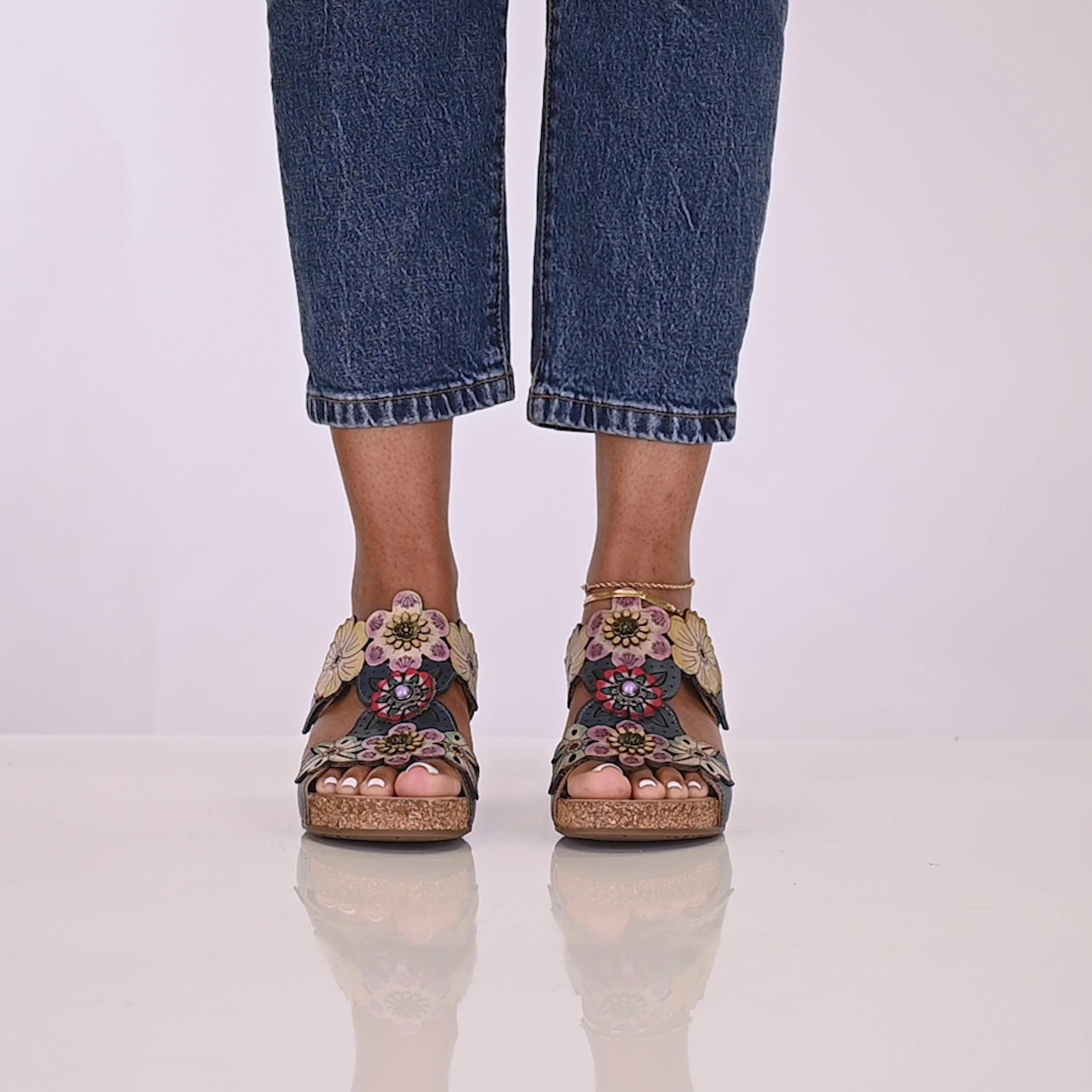 カーナルフラワー L'Artiste Prettypetals Womens Wedges Sandals – Spring Step Shoes