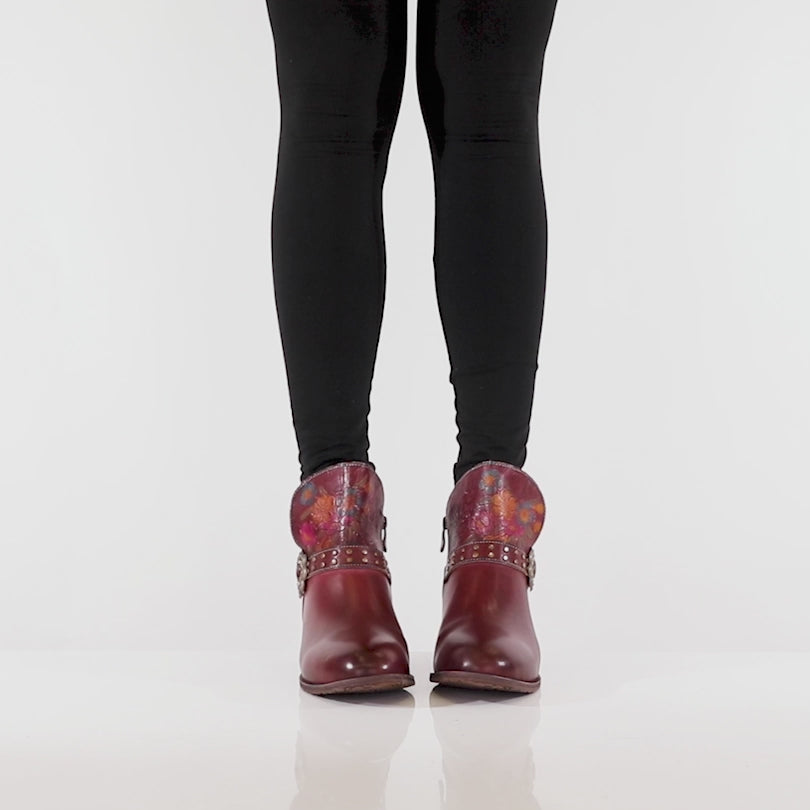 L'artiste Daintylady Cowgirl Boots – Spring Step Shoes