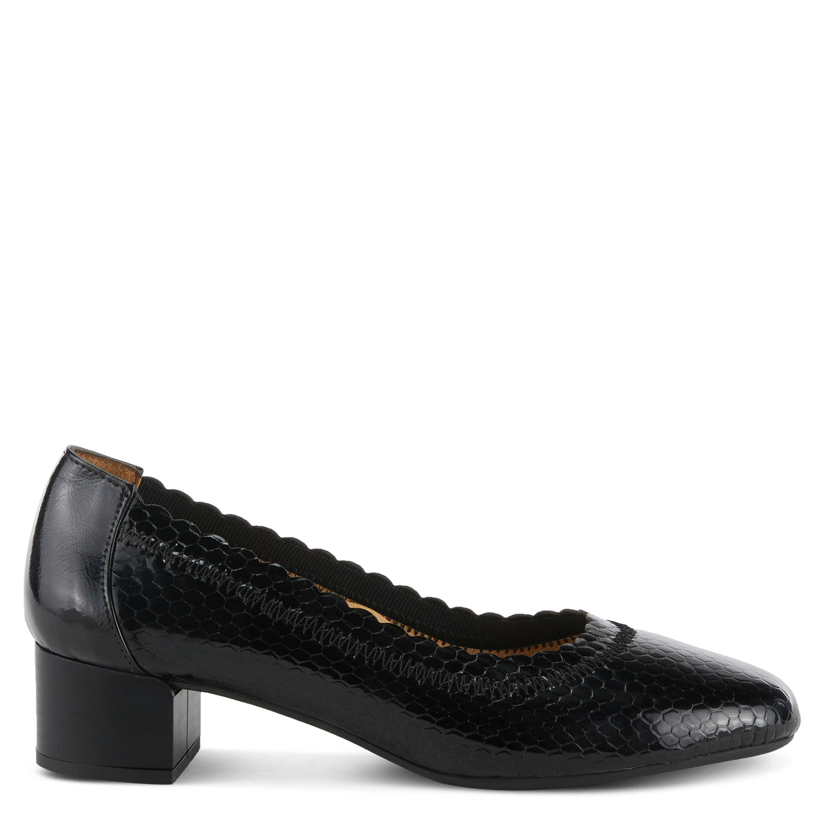 Spring Step SPRING STEP AHMERIA PUMP shoe in black patent with comfortable everyday design