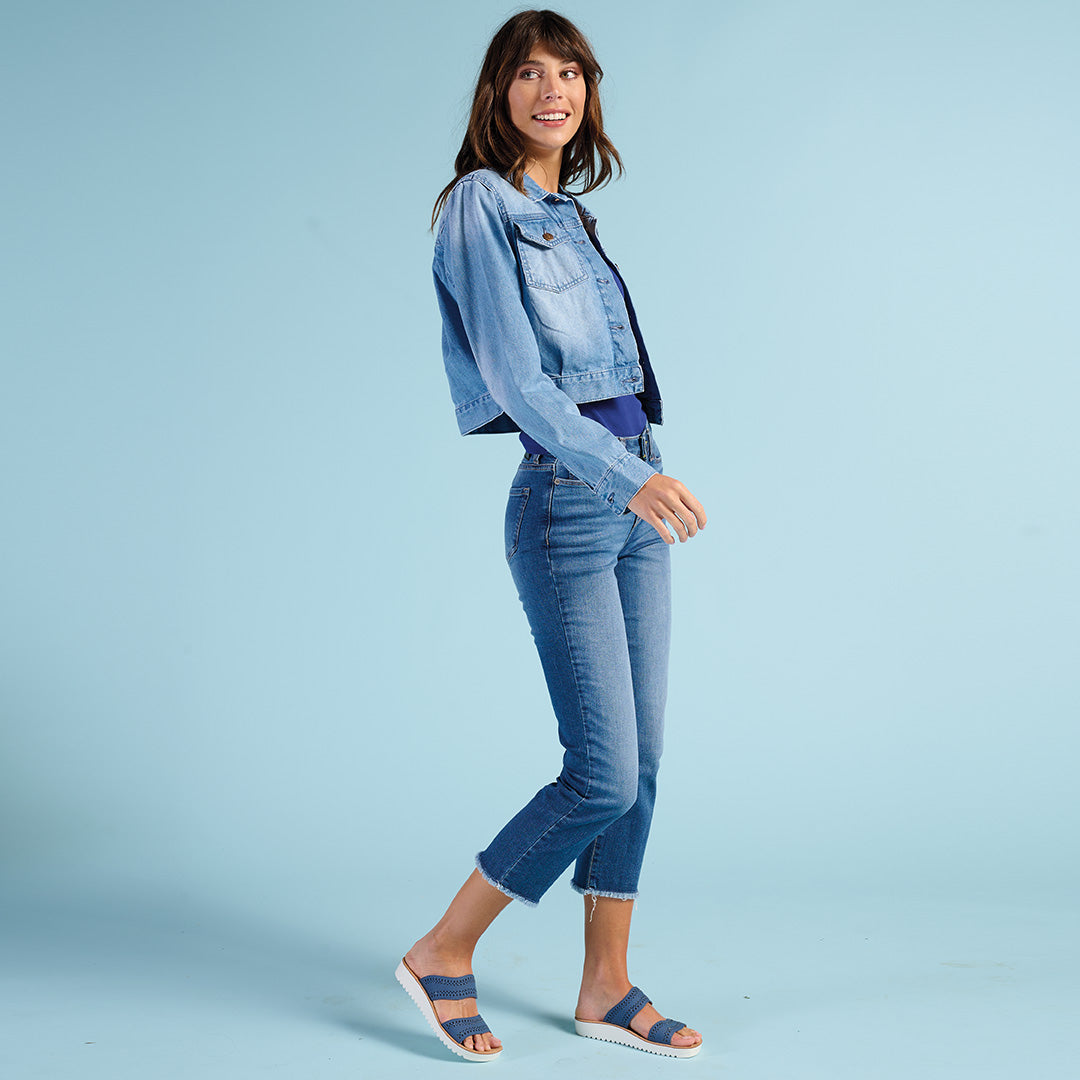 Flexus FLEXUS BAYSHORE SLIDE SANDALS sandal in navy with flexible sole