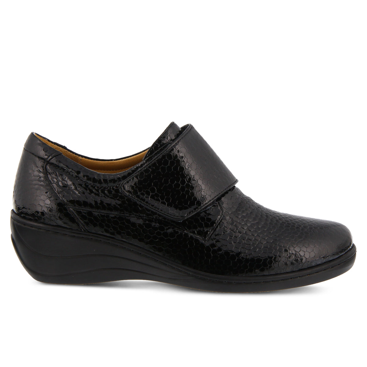 Spring Step SPRING STEP CORVO SHOES shoe in black patent with comfortable everyday design