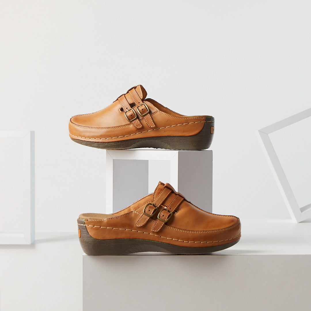 Spring Step SPRING STEP HAPPY CLOGS shoe in bordeaux with comfortable everyday design